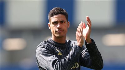 كومو يستبعد رافائيل فاران من قائمته بالدوري الإيطالي