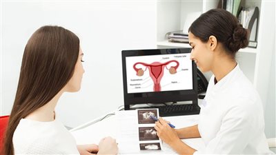 أسباب وأعراض نقص مخزون المبيض والطرق الطبية لفحصه 