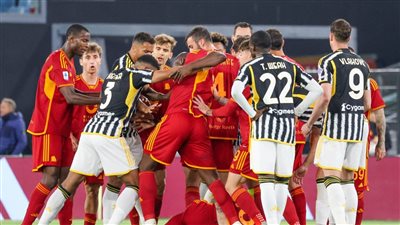 يوفنتوس يستضيف روما في قمة نارية بالدوري الإيطالي