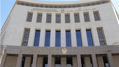 طلاب الثانوية دور ثان 2024 يؤدون اليوم امتحان الجيولوجيا وعلم النفس