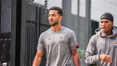 نيس الفرنسي يعلن تأجيل مؤتمر تقديم محمد عبد المنعم لانضمامه إلى معسكر منتخب مصر