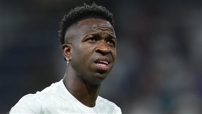 بعد الإصابة وغيابه الطويل.. فينيسيوس ينتقد ضغط المباريات مع النادي والمنتخب