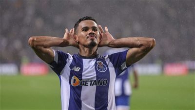 غضب عارم من بورتو البرتغالي بسبب فشل انتقال جالينو إلى الاتحاد السعودي