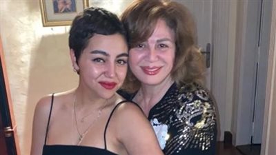 خطفت الأنظار في فرح ابن شقيقها.. إطلالات اثارت الجدل لـ الهام صفي الدين (صور)