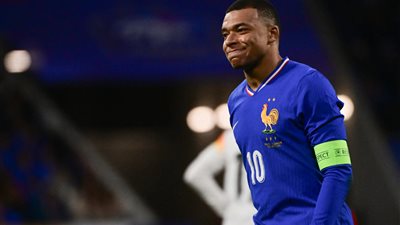 شكوك حول مشاركة مبابي مع فرنسا في مواجهتي تصفيات كأس العالم 2026