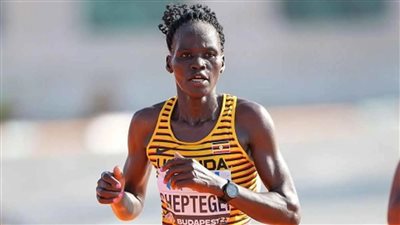 وفاة صديق العداءة الأوغندية الذي أحرقها حية