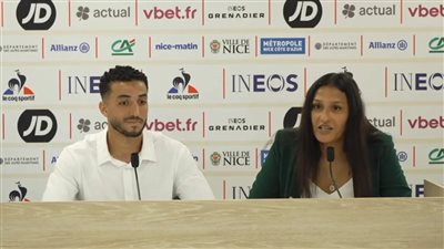 بمفاجأة نسائية مصرية.. ماذا قال محمد عبد المنعم في مؤتمر نيس الفرنسي لتقديمه؟