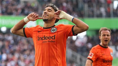 عمر مرموش ضمن فريق الأفضل بالجولة الثالثة من الدوري الألماني