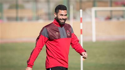 أحمد فتحي يعلن اعتزال كرة القدم بشكل نهائي: 
