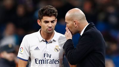 نجل زيدان يعلن اعتزال كرة القدم في عمر 29 عاما 