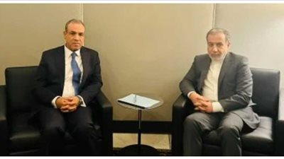 وزير الخارجية يبحث مع نظيره الإيراني جهود وقف الصراع في المنطقة 