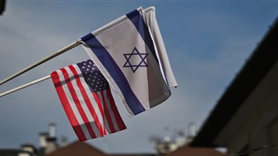 وزراء الدفاع الأمريكي والإسرائيلي يتفقون على تفكيك البنية التحتية لحزب الله لتعزيز الأمن في المنطقة