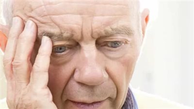 بالتزامن مع اليوم العالمى للمسنين.. ما هي أعراض الإصابة بمرض الزهايمر؟