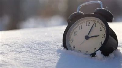 كيفية ضبط الساعة على التوقيت الشتوي 2024