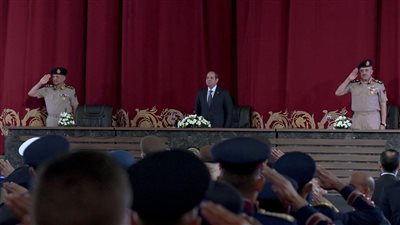 السيسي: الأعوام العشر الماضية برهنت على وعي المصريين وتماسكهم في الظروف الصعبة 