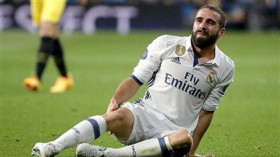 ثلاث إصابات في الركبة.. ريال مدريد يكشف تفاصيل تقرير كارباخال الطبي