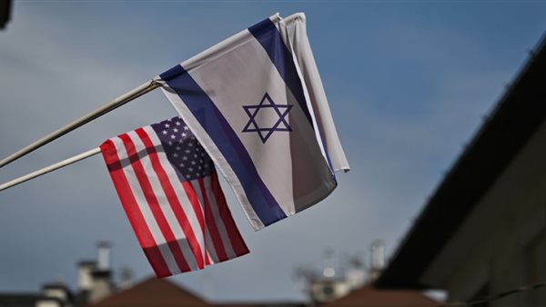 دعم إسرائيلي واستخباراتي أمريكي معقد في عملية إنقاذ الطيار داخل إيران