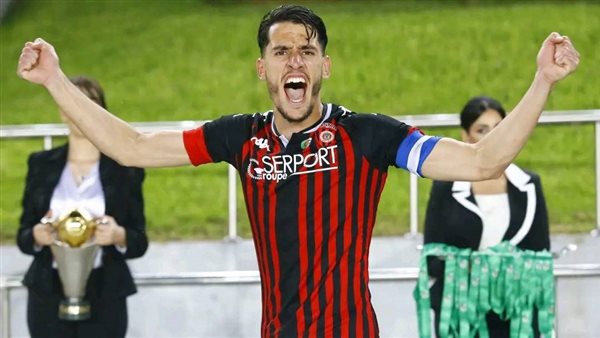 مفاجأة.. زين الدين بلعيد يعود لحسابات الأهلي المصري مجددا