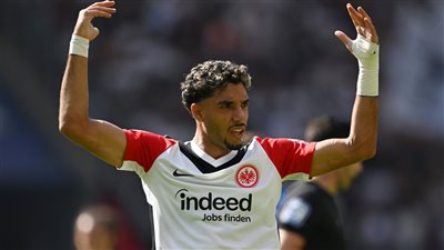 ليفربول يبدأ التحرك تجاه النجم المصري عمر مرموش