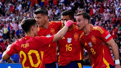 إسبانيا تستضيف الدنمارك في مواجهة صعبة بدوري الأمم الأوروبية