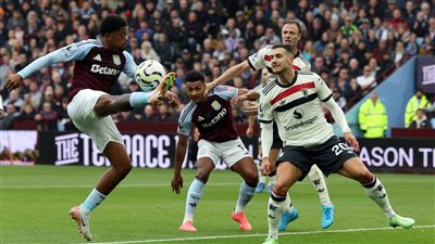 مفاجأة صادمة.. زرع جهاز تنصت في غرفة ملابس مانشستر يونايتد