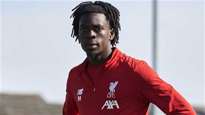 لماذا لم يتعاقد الزمالك مع اللاعب الإنجليزي إيجاريا؟