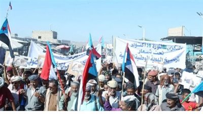 بإطلاق العاب نارية.. قوات الحزام الأمني تشارك شعب جنوب اليمن احتفالاته بذكرى ثورة 14 أكتوبر 