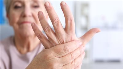 بعد حلول يومه العالمي.. ما هي أنواع التهاب المفاصل وأسبابه وأعراضه؟