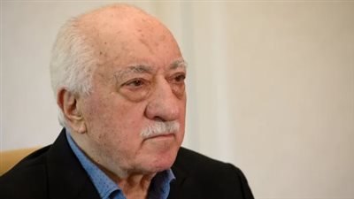 من هو فتح الله غولن الذي توفى عن عمر يناهز 83 عاما بمقر إقامته في أمريكا؟