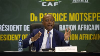 الكاف ينعى 7 لاعبين من زامبيا بعد وفاتهم في حادث مروع