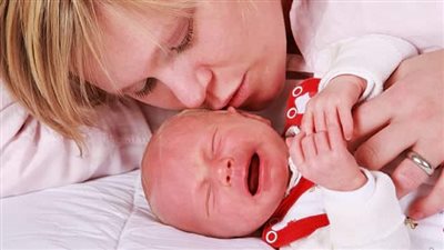 6 تغيرات تطرأ على الثدي أثناء الرضاعة الطبيعية.. بعضها طبيعي والآخر خطير 