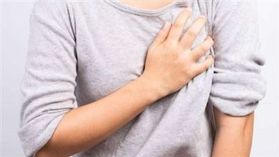 أنواع آلام الثدي وأسبابها المحتملة بخلاف السرطان