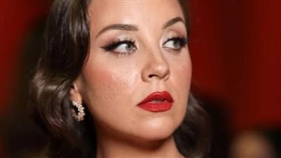 مريم الخشت تخطف الأنظار رفقة زوجها على السجادة الحمراء بـ مهرجان الجونة