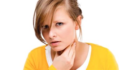 التهاب اللوزتين في فصل الخريف.. أسبابه وأعراضه وخطوات علاجه
