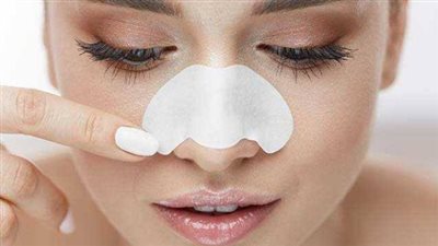 الرؤوس السوداء على الخدين.. أسبابها وكيفية التخلص منها