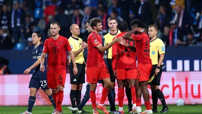 بايرن ميونخ يعتلي صدارة الدوري الألماني باكتساح بوخوم
