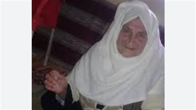 نجل الحاجة فرحانة: محافظ شمال سيناء أبلغنا بزيارة والدتي وتكريمها في المنزل