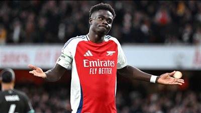 بهدف رائع.. ساكا يسجل رقمًا قياسيًا جديدًا في تاريخ الدوري الإنجليزي