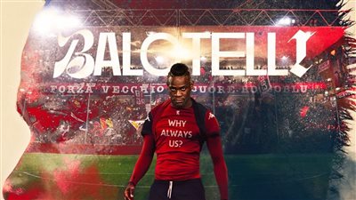 بالرقم 45.. جنوى الإيطالي يعلن رسميا ضم المخضرم بالوتيلي