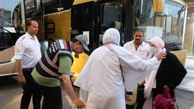  توافد المواطنين على أقسام الشرطة للتقديم بحج القرعة 2025