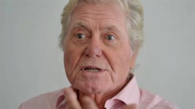 حسين فهمي يكشف حقيقة وجود منافسة بين مهرجاني القاهرة السينمائي والجونة