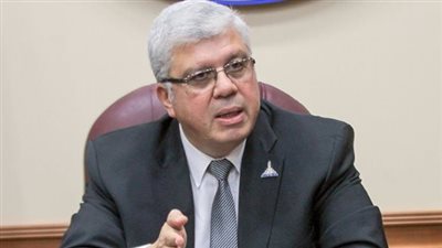 أيمن عاشور: زيادة الملتحقين بمجالات الذكاء الاصطناعى بالجامعات 40%