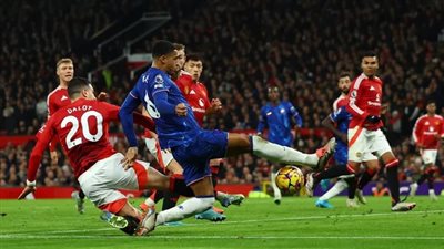 الأسوأ منذ 38 سنة.. مانشستر يونايتد يتعادل مع تشيلسي في قمة الدوري الإنجليزي