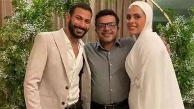  محمد هنيدي يحتفل بخطوبة ابنته.. ارتدت فستان أبيض مرتدية الحجاب
