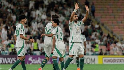 رياض محرز يقود الأهلي السعودي لاكتساح الشرطة العراقي بدوري أبطال آسيا للنخبة