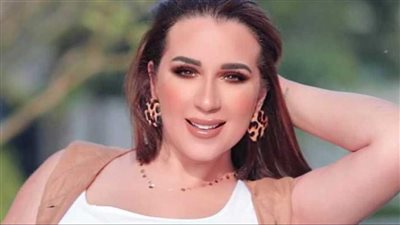 أسما شريف منير ترد على انتقادات إطلالتها في مهرجان الجونة (فيديو)