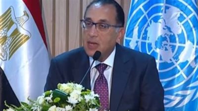 مدبولي يستعرض موقف مشروع 