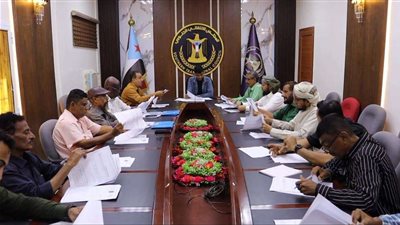 تنفيذية انتقالي عدن تقف أمام النشاط الجماهيري والوضع الخدمي في المديريات 