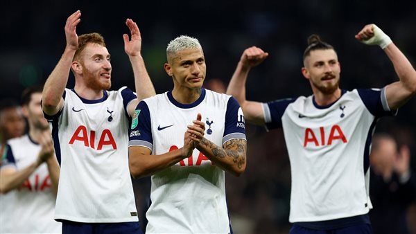 توتنهام يكتسح أستون فيلا برباعية مثيرة بالدوري الإنجليزي