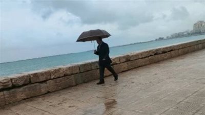 مصر.. انخفاض بالحرارة وأمطار غزيرة بعدة مناطق والصغرى بالقاهرة 16 درجة